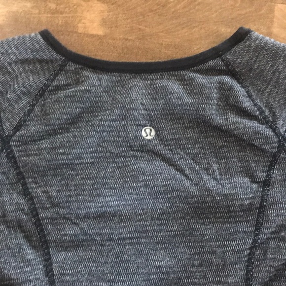 Lululemon reversible pullover. - Picture 6 of 7